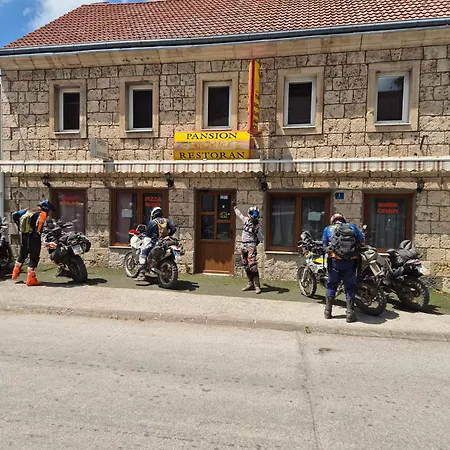 Konukevi Soba Za Goste Kraljica 4 *